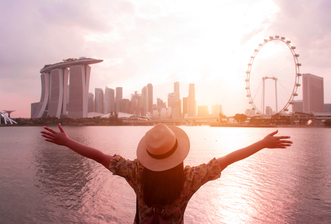 Teaching English in Singapore: Jobs, Salary, Visas – Hard Truths & Hidden Perks